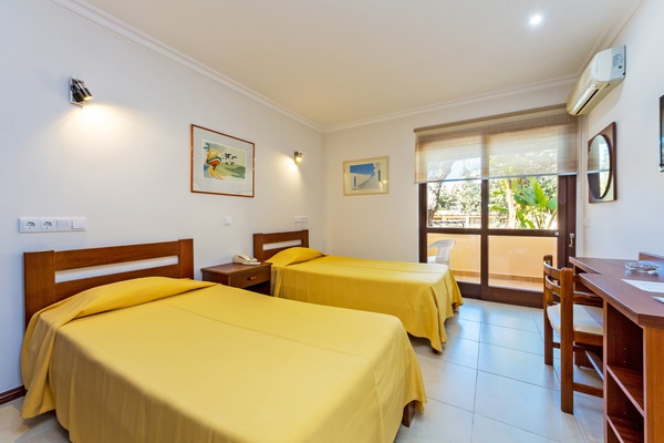 DOPPELZIMMER Hotel Balaia Mar en Praia Maria Luísa DOPPELZIMMER Hotel Balaia Mar en Praia Maria Luísa